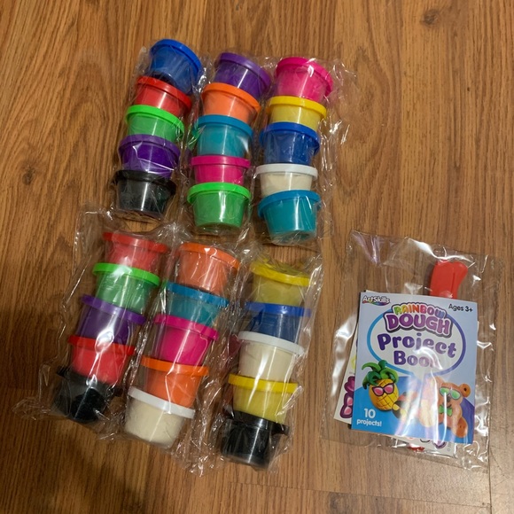 ArtSkills rainbow dough multi-pack - Picture 4 of 5